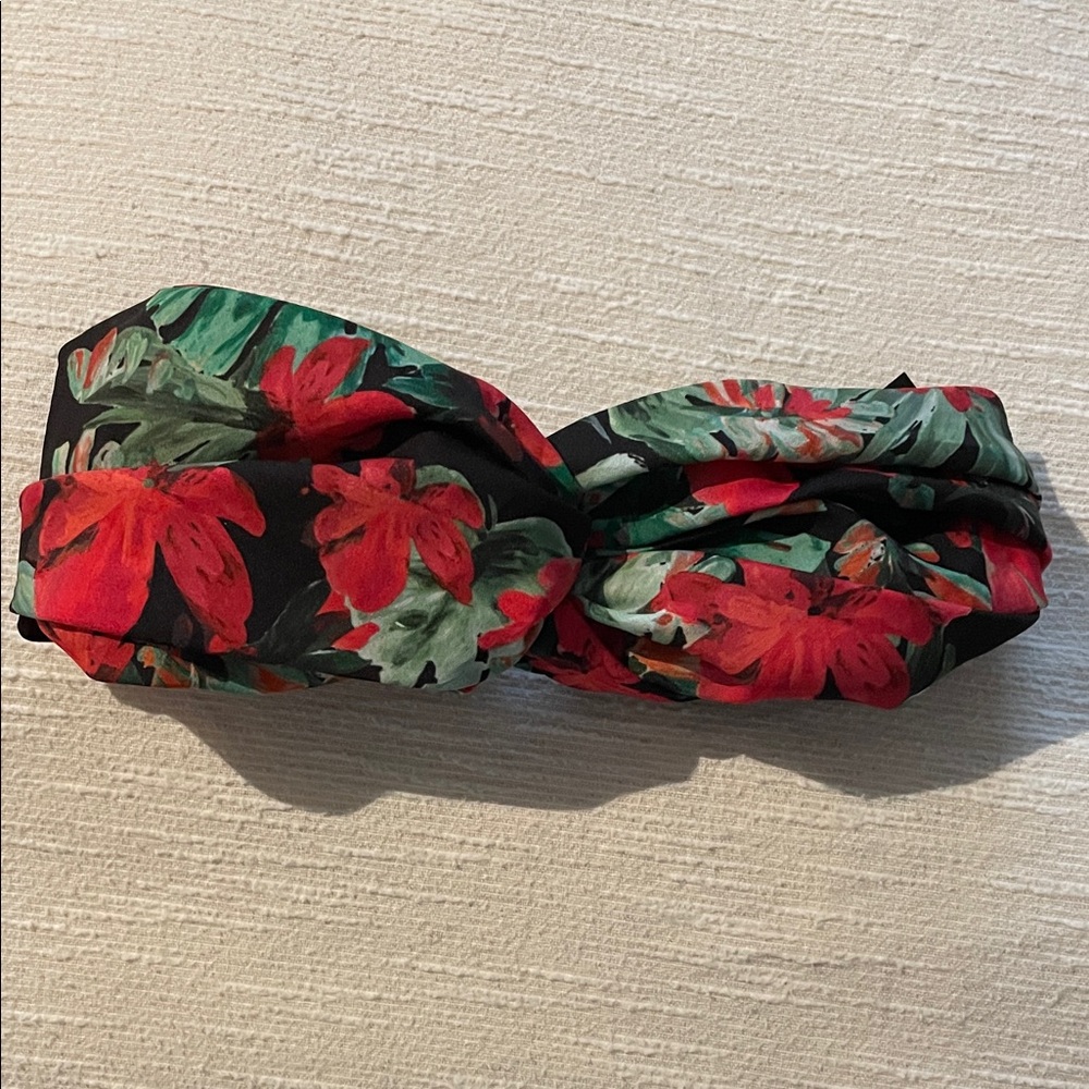 Zara Black Headband with Red and Green Floral Design